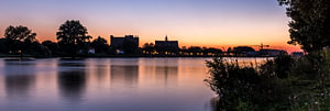 Grab bei Sonnenuntergang