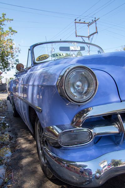 Purple oldtimer by Fromm me pictures
