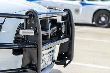 Dodge Charger Polizei Wraparound-Stoßstange von Atelier Liesjes