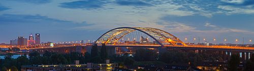 Panorama Van Brienenoordbrug te Rotterdam