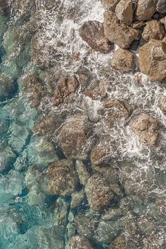 Côte avec rochers à Amalfi sur Henrike Schenk