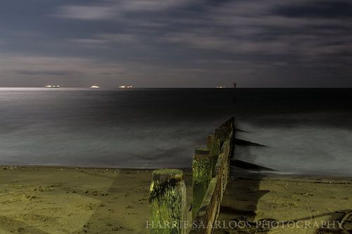 Strand in de nacht