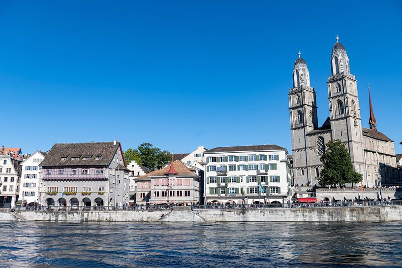 Grossmünster, by Richard Wareham