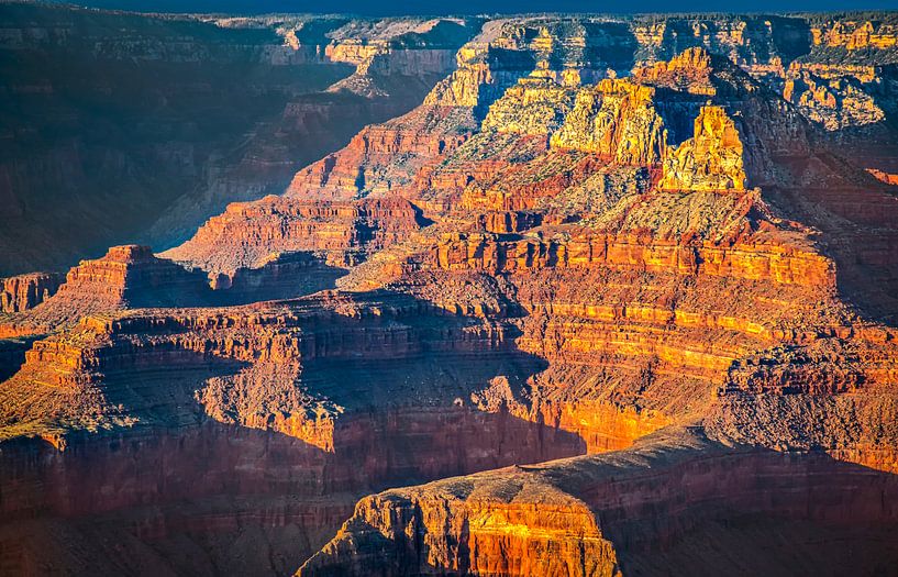 Gouden gloed over de Grand Canyon, VS van Rietje Bulthuis
