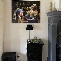 Klantfoto: Meisje met de parel - Melkmeisje -  De Nachtwacht 2 van Lia Morcus, op canvas