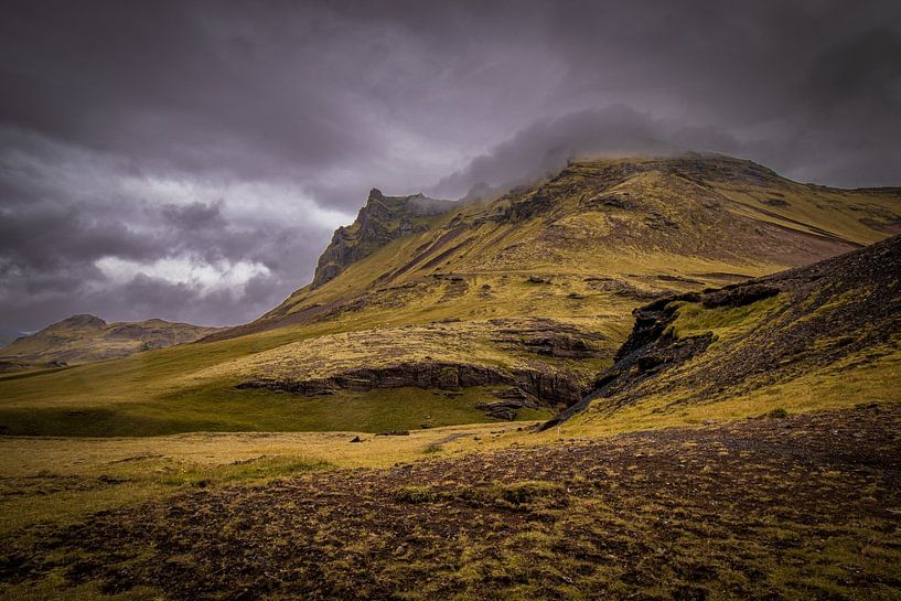 Berge in Island - Vik von Cindy Dijksman