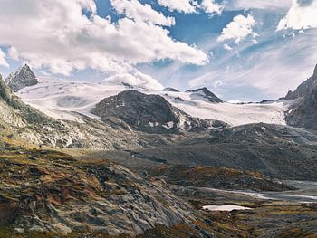 Small people, big mountains