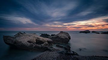 coucher de soleil sur la côte est de la Grèce sur Michel Seelen