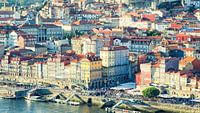 Zicht op Ribeira, Porto van Karin Mooren thumbnail