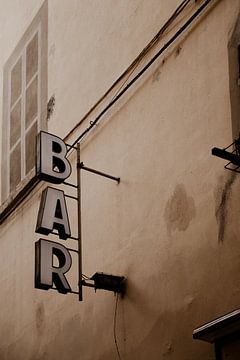 De Bar in Prato van Isis Sturtewagen