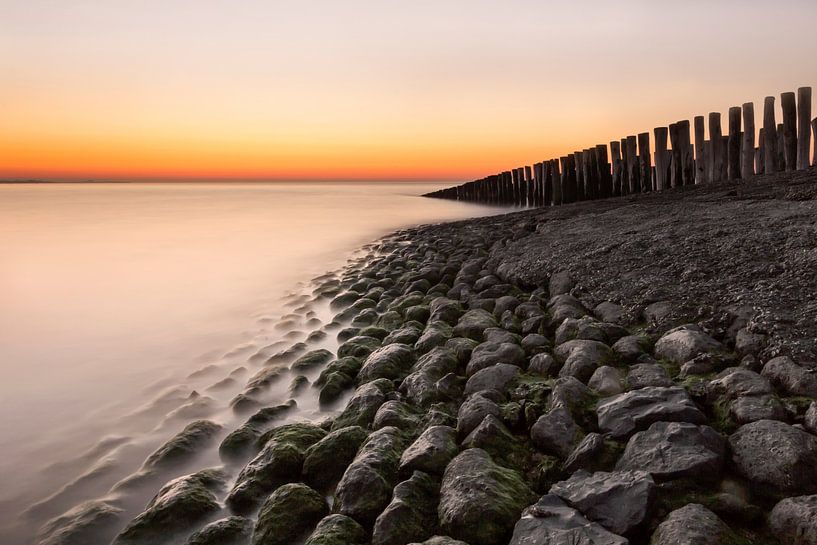 Oranje horizon van Niek Goossen