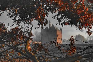 Herfstachtig doorkijkje bij kasteel Doornenburg