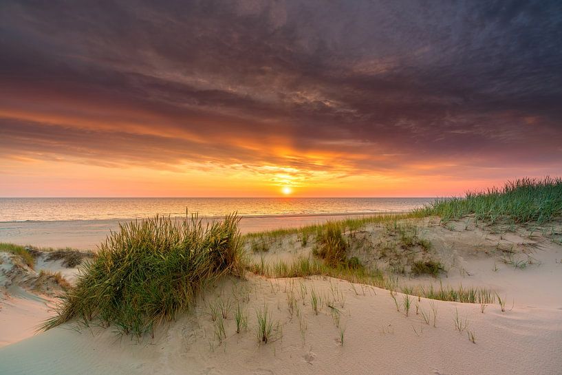 Texel strand Paal 17 prachtige zonsondergang van Texel360Fotografie Richard Heerschap