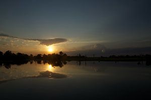 Sonnenuntergang im Mamukala-Feuchtgebiet im Kakadu-Nationalpark von Bart van Wijk Grobben