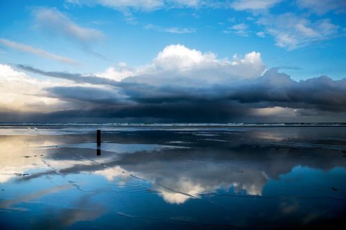 Strand Midsland aan Zee