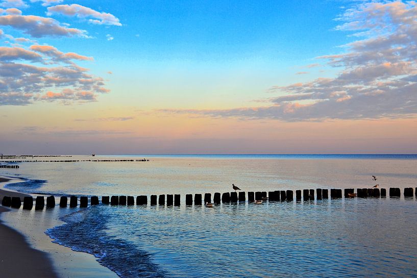 Evening atmosphere on the beach of the Polish Baltic Sea near Rewal by Heiko Kueverling