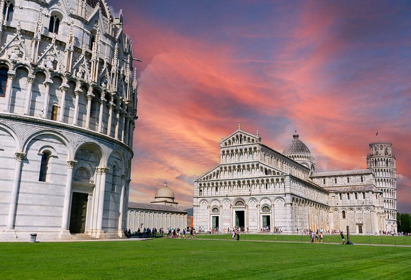 Piazza dei Miracoli in Pisa bei Sonnenuntergang von Animaflora PicsStock