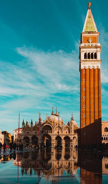Venice by Hello Pompoyo