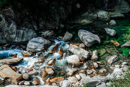 La roche et l'eau sur Maaike Faas