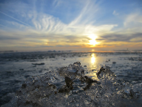 Ijzige zonsondergang