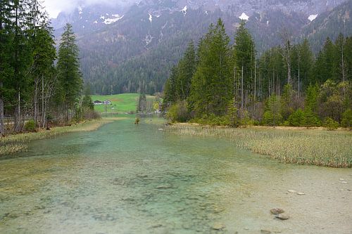 The teal coloured Hintersee