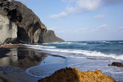 La côte rocheuse de Cabo de Gata sur Cornelis (Cees) Cornelissen