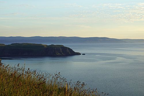 Landschap bij Portree in Schotland