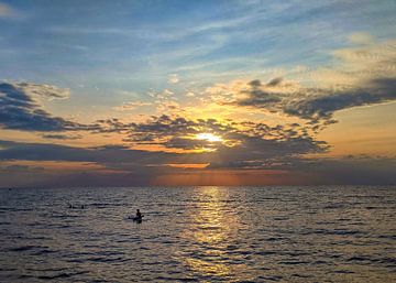 Sonnenuntergang auf Bali von Papajeka
