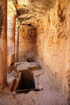 Tombs of the kings in Paphos op Cyprus van Nicole