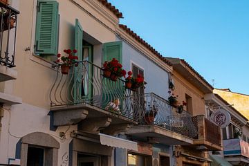 gekleurde italiaanse balkons van Eline Oostingh