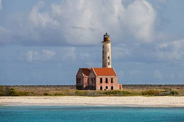 Oude Vuurtoren op Klein Curacao. van Janny Beimers