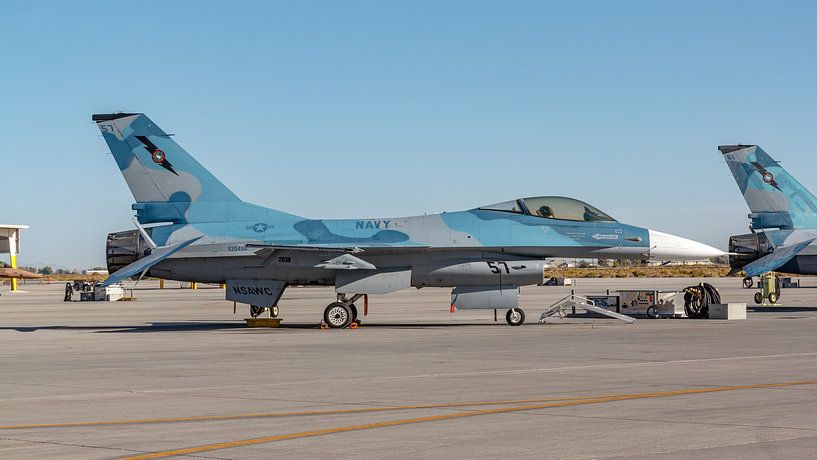 NSAWC Agressor Squad F-16A Fighting Falcon. von Jaap van den Berg