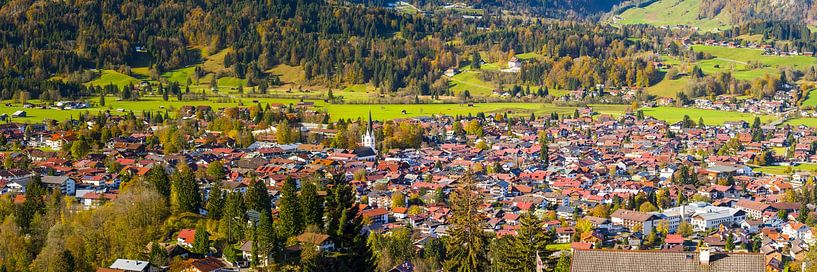 Autumn panorama of Oberstdorf by Walter G. Allgöwer