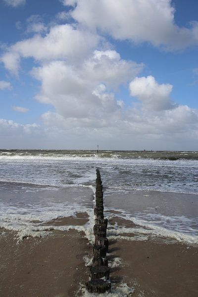 Vue magnifique sur la mer. Avec de superbes nuages par Wendy Hilberath