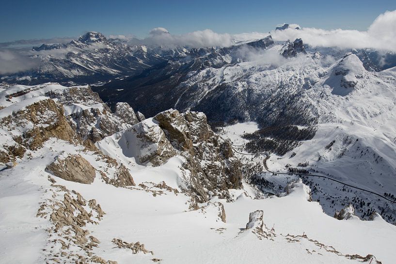 Passo Falzarego by Yvs Doh