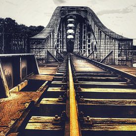 Railway bridge by Creativiato Shop