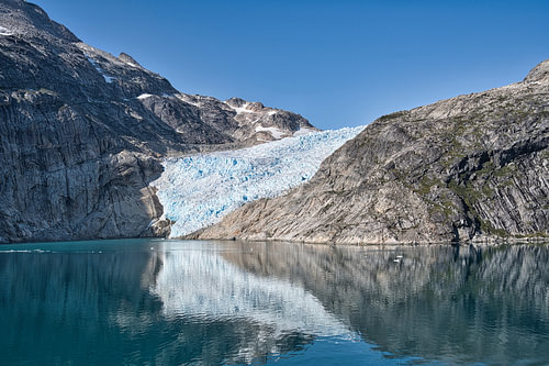 A small sidearm of the Kujalleq glacier