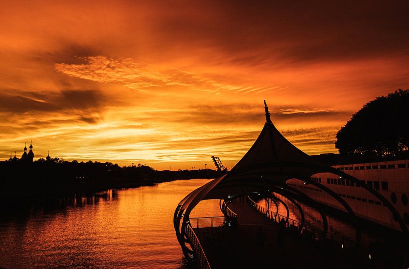 Een prachtige zonsondergang par Nynke Nicolai