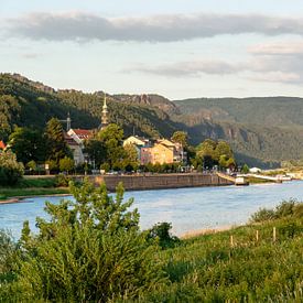 Bad Schandau, Saksisch Zwitserland - Elbe, stad en Schrammsteine stenen van Pixelwerk