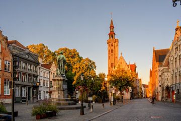 Brügge - Jan van Eyck Platz von Rob Taal