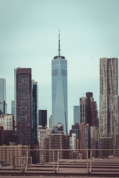Das One World Trade Center in der New Yorker Skyline von Mick van Hesteren