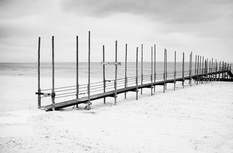 Jetty to ferry from Texel to Vlieland (Netherlands) in black and white by Birgitte Bergman