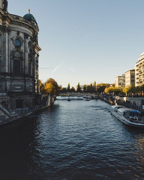 Berlin by Hello Pompoyo