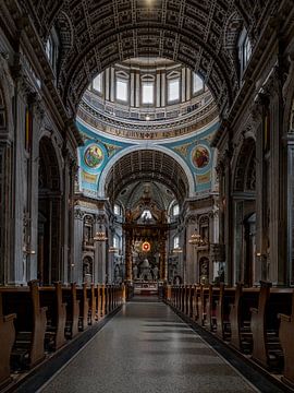 Basiliek Oudenbosch van Wil Crooymans