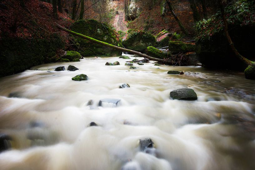 Water flow by Fabrizio Micciche