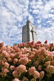 The cenotaph in autumn by Claude Laprise