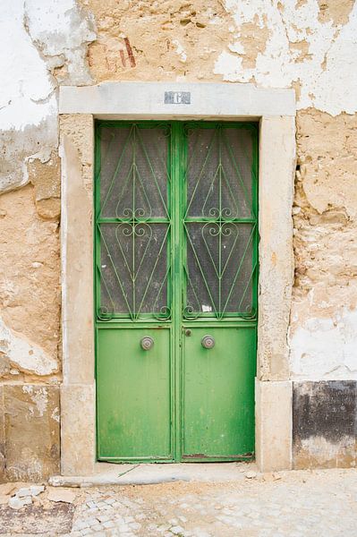 Die Türen von Portugal grünen Nr. 6 von Stefanie de Boer