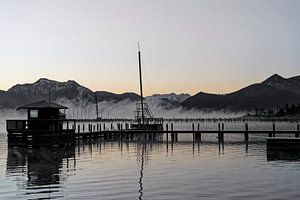 Le calme du matin au bord du lac (fantasy color V)