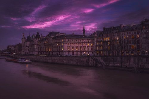 Purple Seine Paris by Robbert Ladan