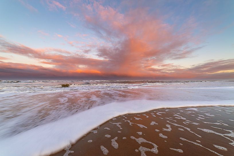 Beach Noordwijk at sunrise by Yanuschka | Fotografie Noordwijk